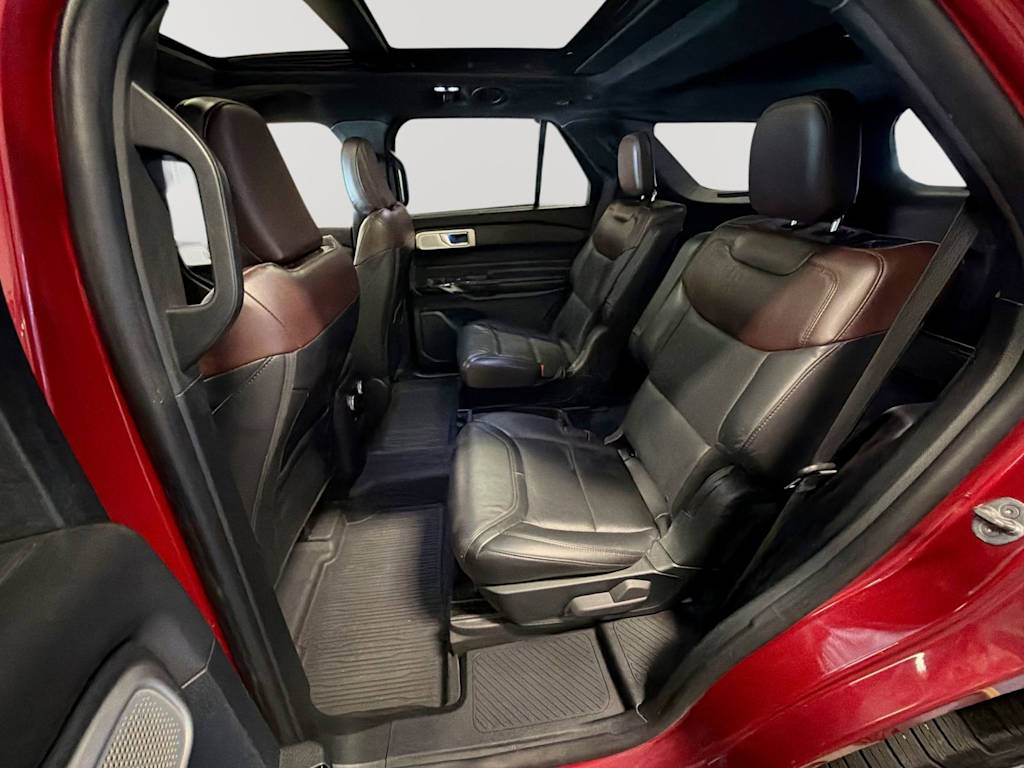 Thumbnail: 2021 Ford Explorer - 28