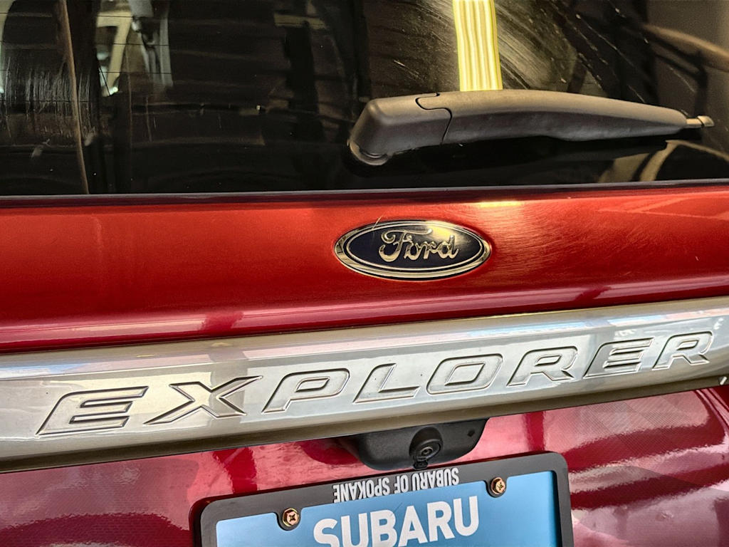 Thumbnail: 2021 Ford Explorer - 25