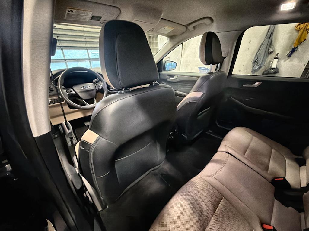 Thumbnail: 2022 Ford Escape - 12