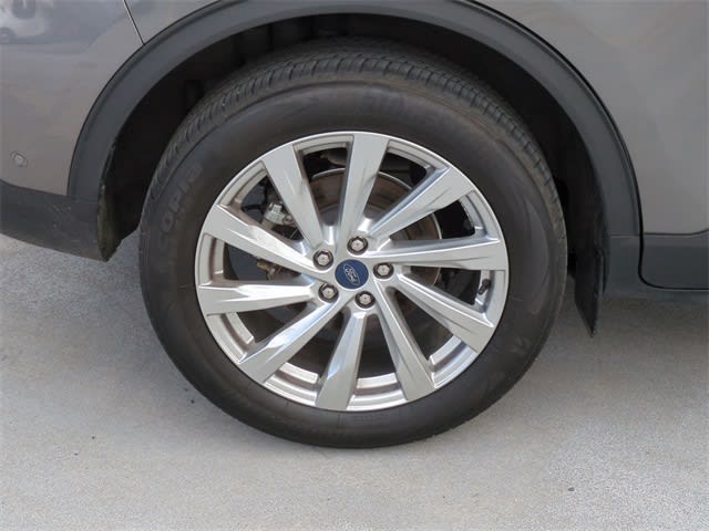 2022 Ford Escape Titanium Hybrid 8