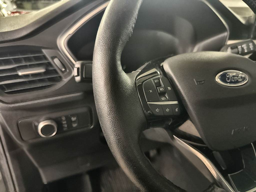 Thumbnail: 2021 Ford Escape - 30