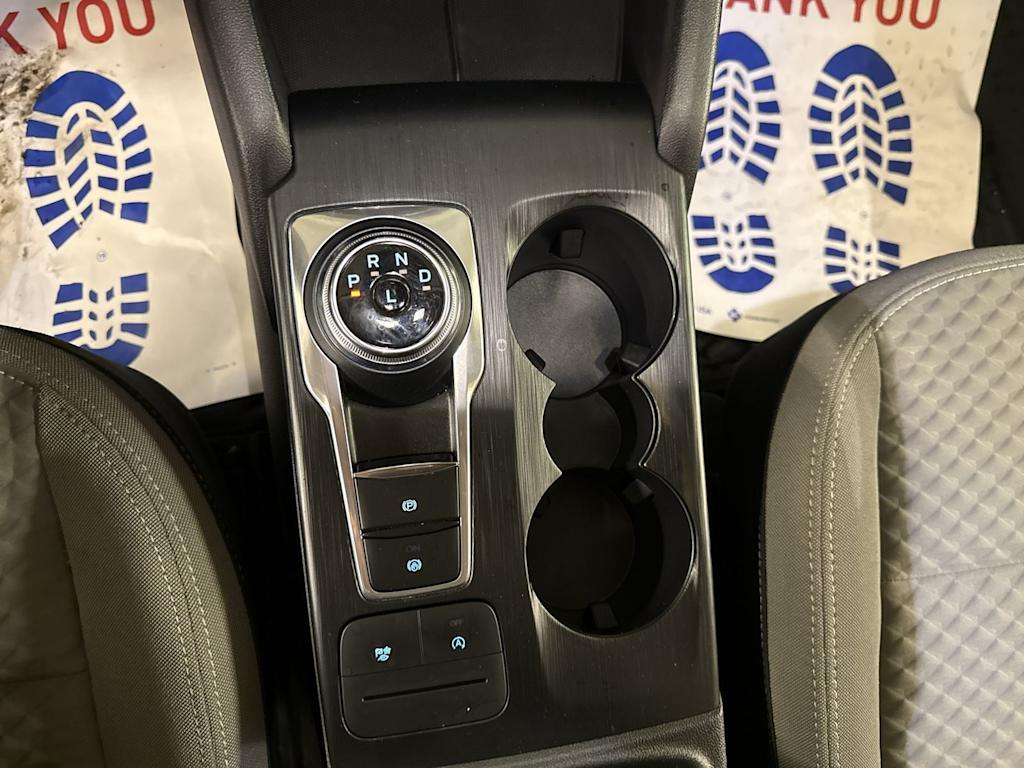 Thumbnail: 2022 Ford Escape - 33