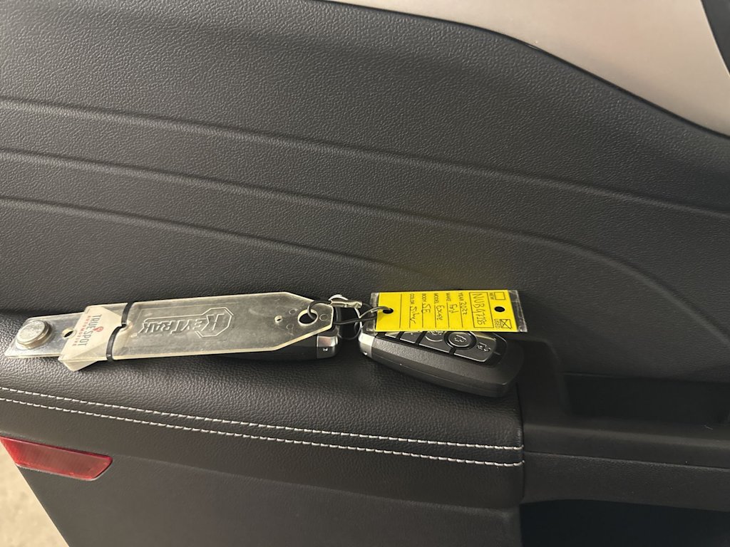 Thumbnail: 2022 Ford Escape - 18