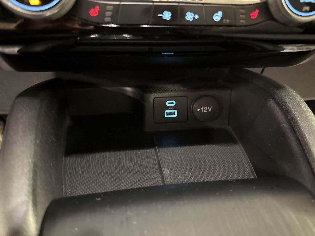 Thumbnail: 2022 Ford Escape - 17