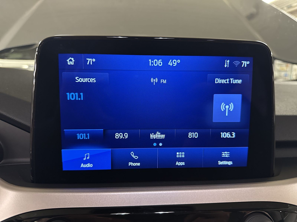 Thumbnail: 2022 Ford Escape - 32