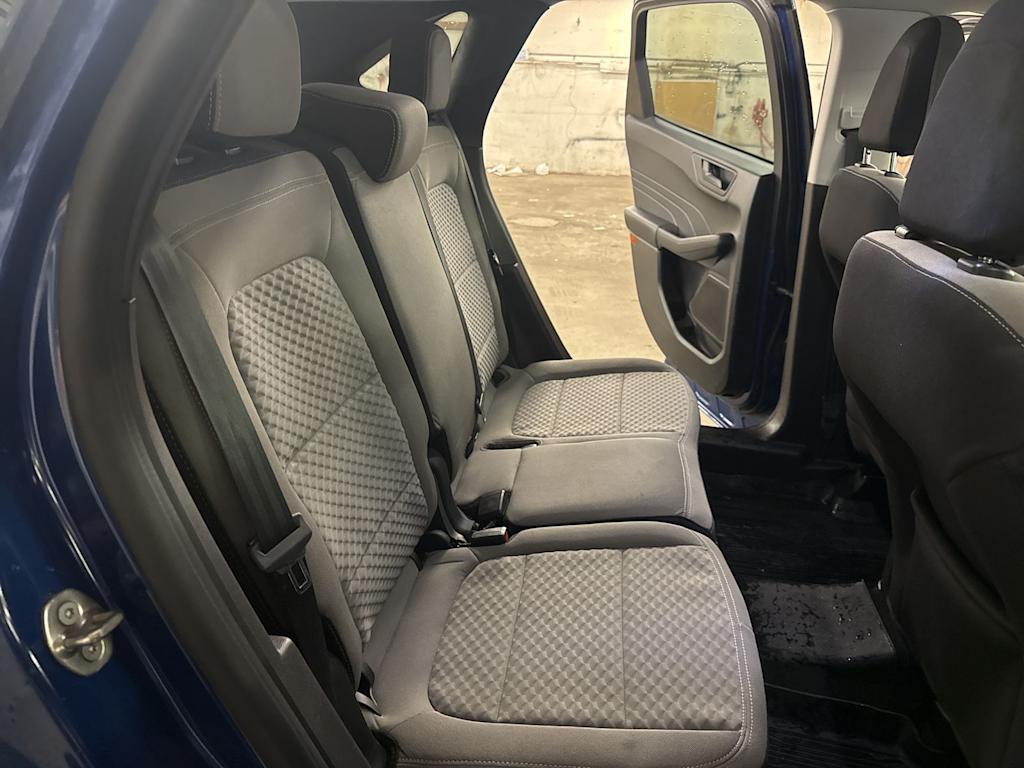 Thumbnail: 2022 Ford Escape - 26