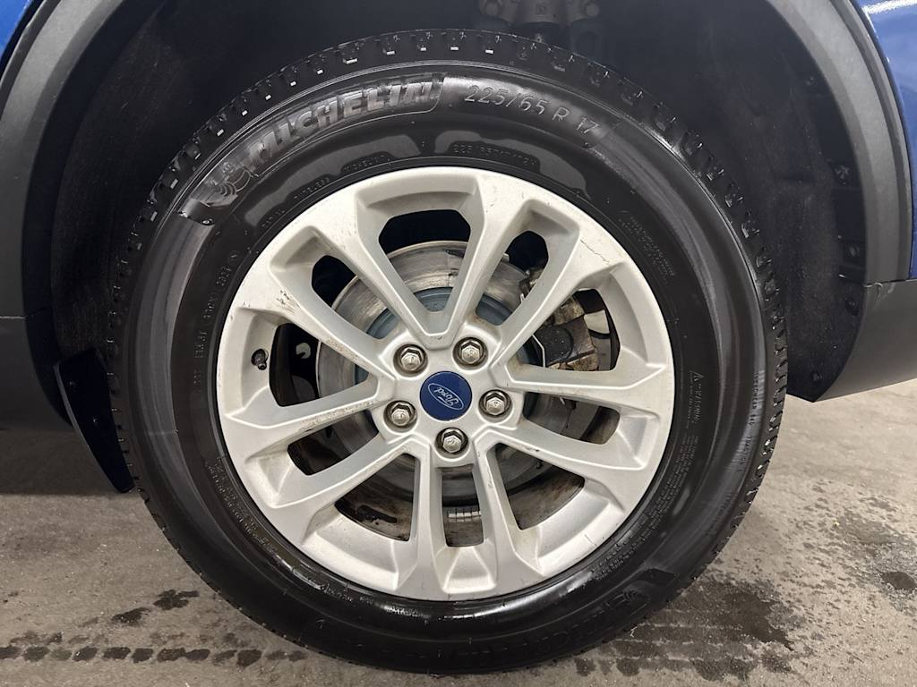 Thumbnail: 2022 Ford Escape - 6