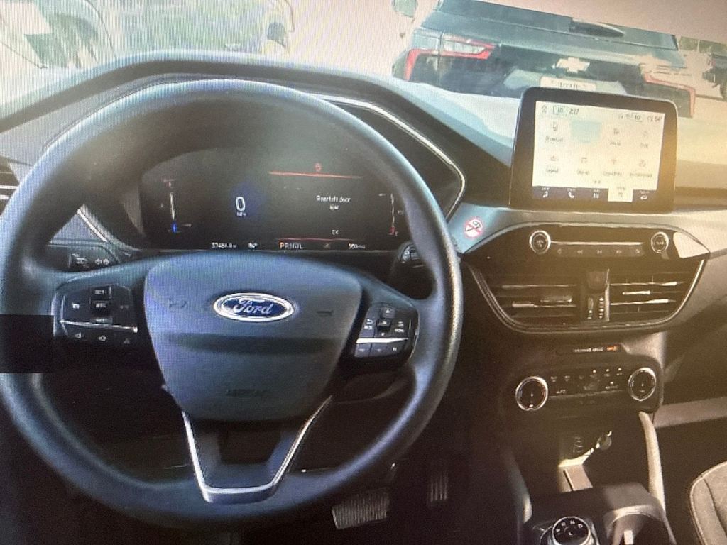 Thumbnail: 2025 Ford Escape - 5