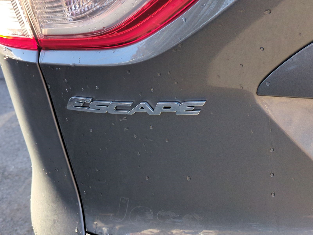 Thumbnail: 2013 Ford Escape - 24