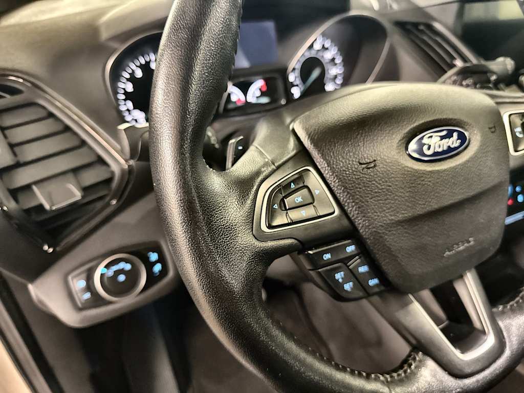 Thumbnail: 2017 Ford Escape - 13