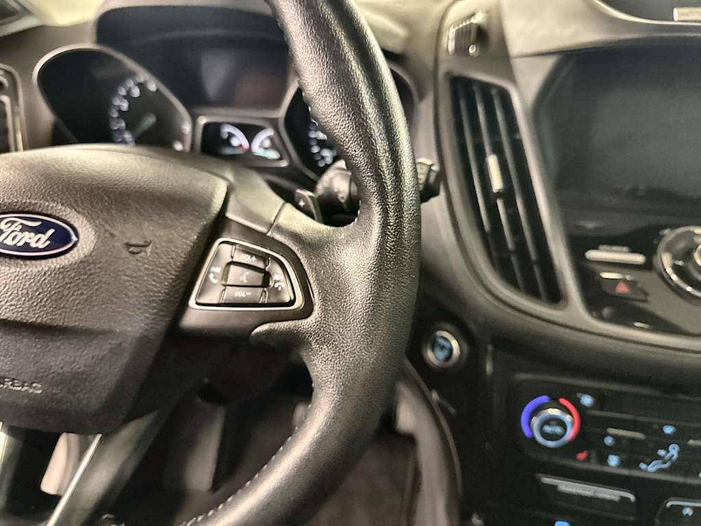 Thumbnail: 2017 Ford Escape - 14