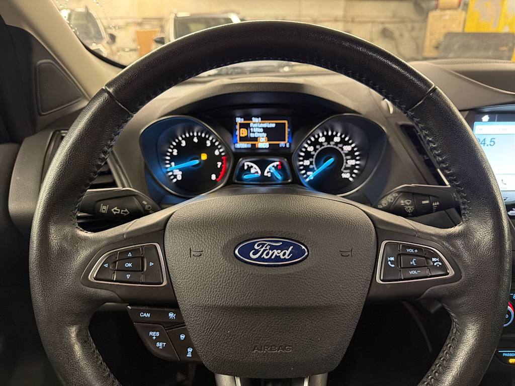 Thumbnail: 2019 Ford Escape - 28