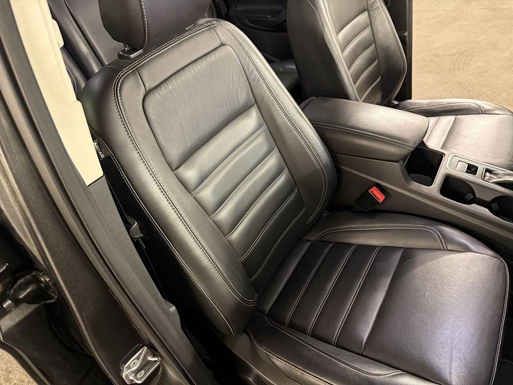 Thumbnail: 2019 Ford Escape - 27