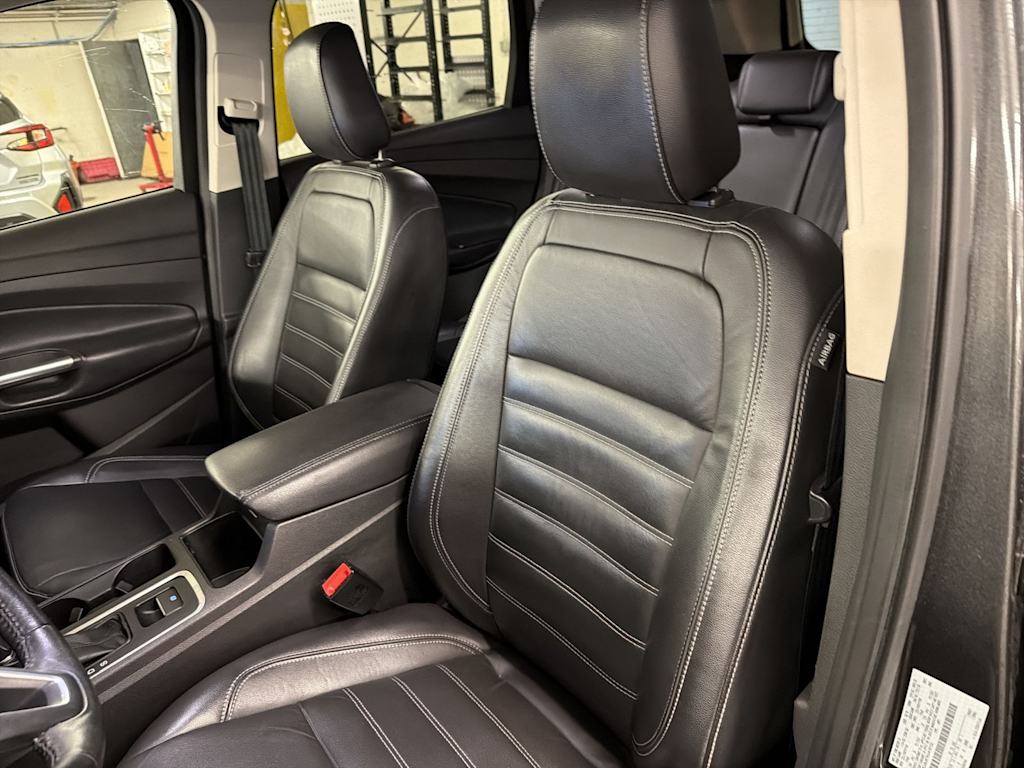 Thumbnail: 2019 Ford Escape - 10