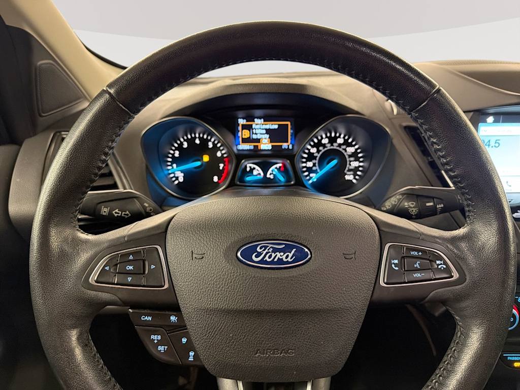 Thumbnail: 2019 Ford Escape - 9