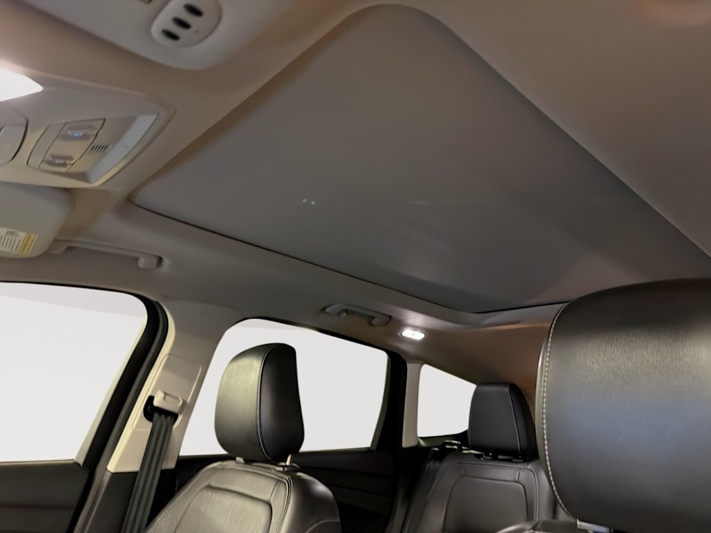 Thumbnail: 2019 Ford Escape - 24