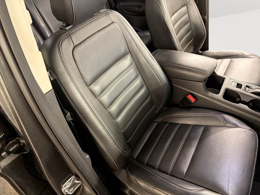Thumbnail: 2019 Ford Escape - 28