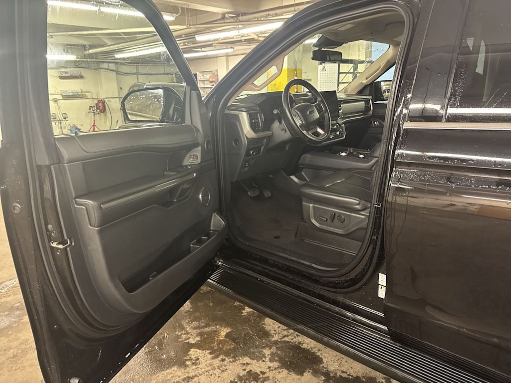 Thumbnail: 2024 Ford Expedition MAX - 24