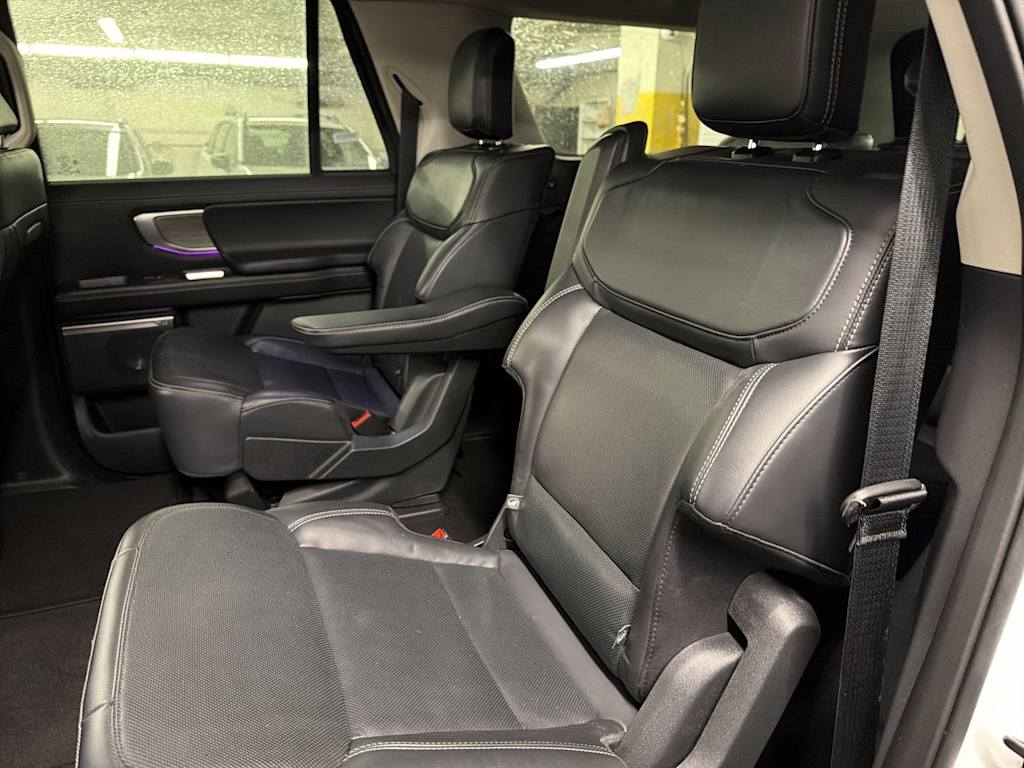 Thumbnail: 2025 Ford Expedition MAX - 24