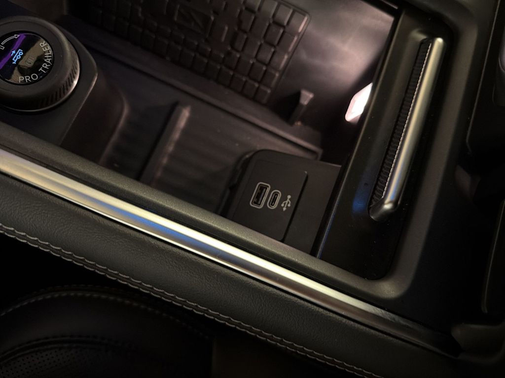 Thumbnail: 2025 Ford Expedition MAX - 34