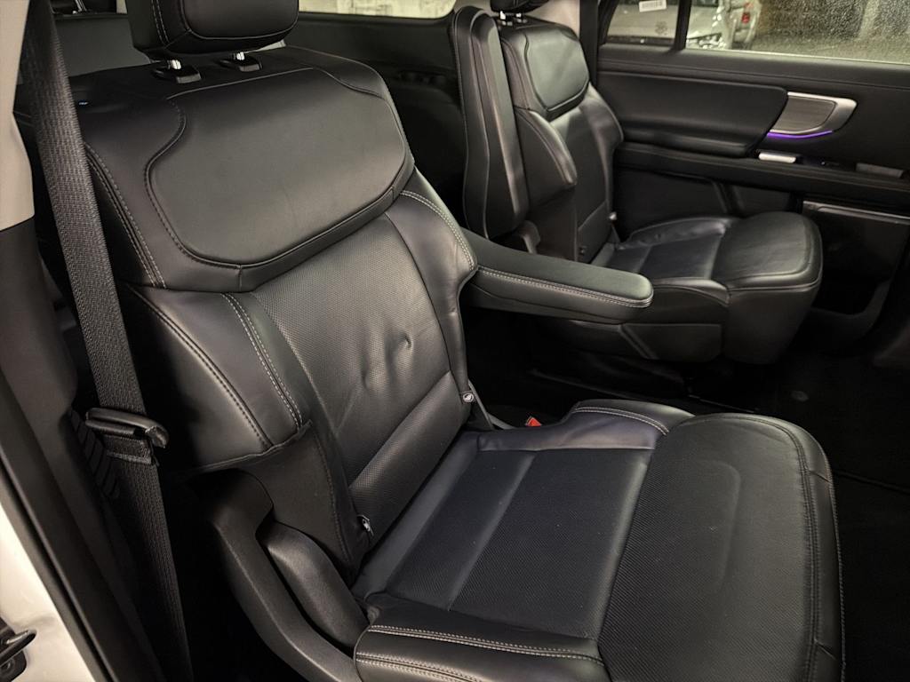 Thumbnail: 2025 Ford Expedition MAX - 8