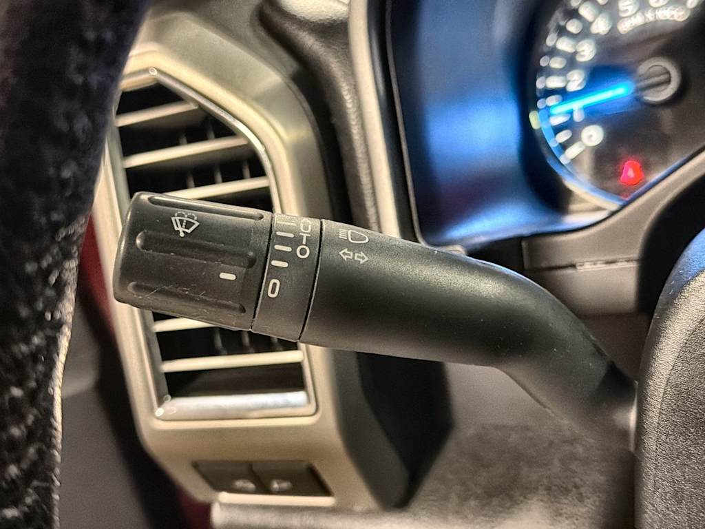 Thumbnail: 2015 Ford F-150 - 33