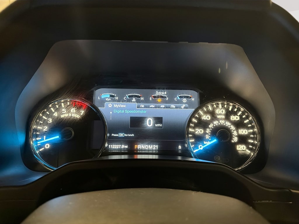 Thumbnail: 2015 Ford F-150 - 16