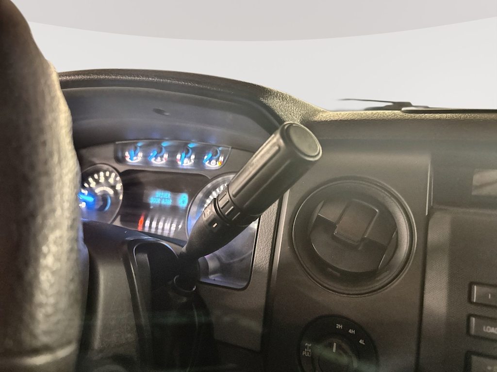 Thumbnail: 2014 Ford F-150 - 32