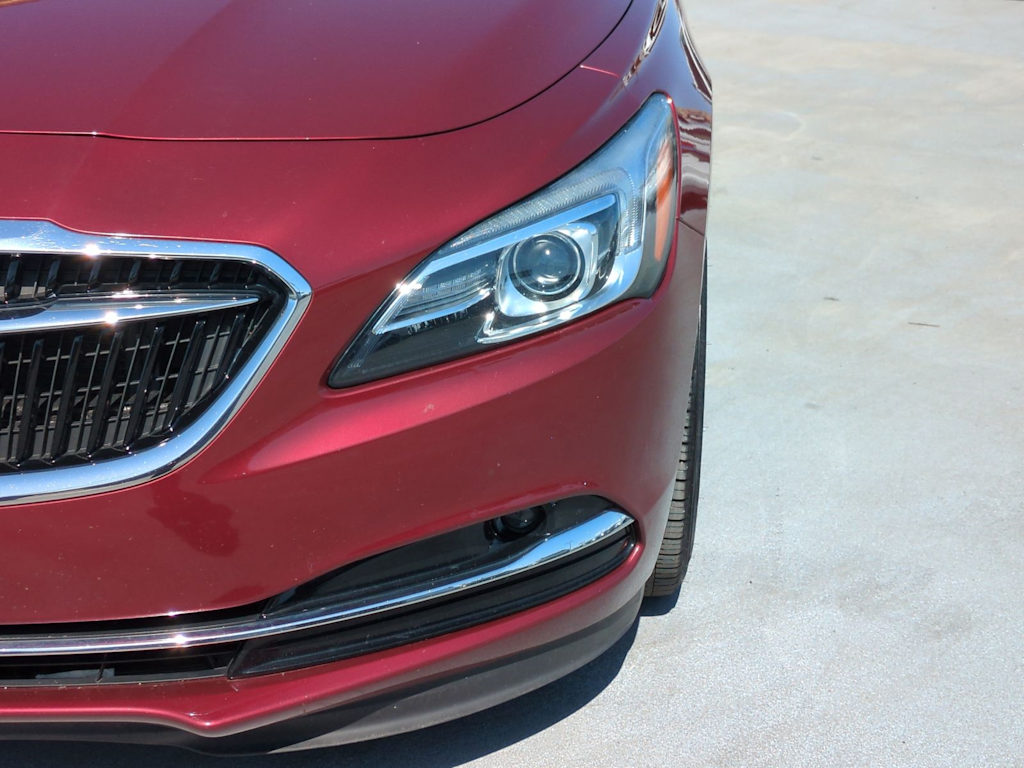 Thumbnail: 2017 Buick LaCrosse - 25