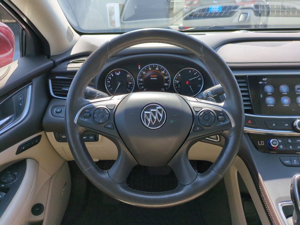 Thumbnail: 2017 Buick LaCrosse - 14