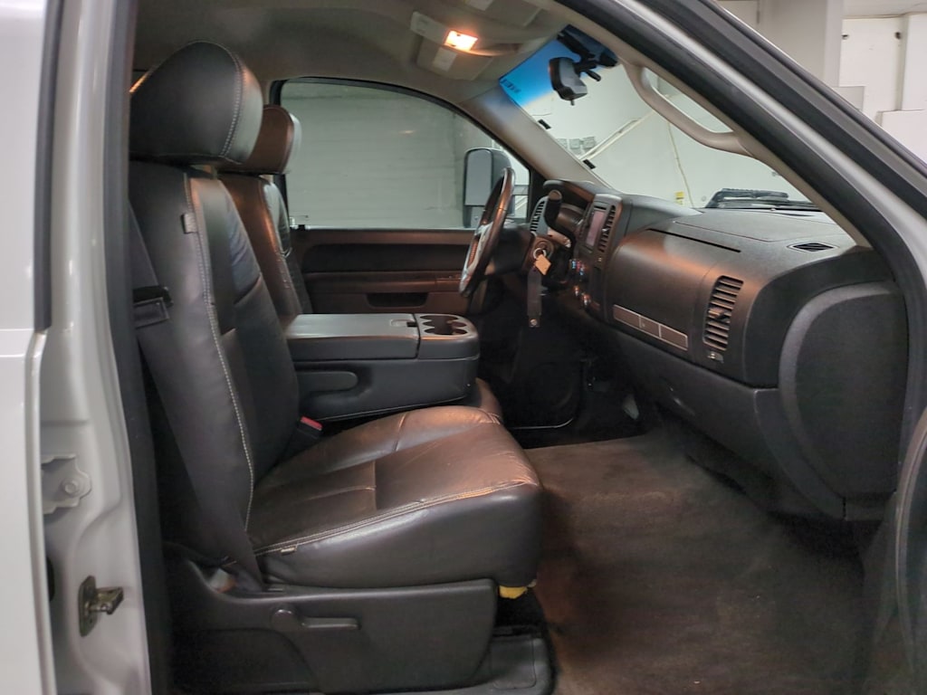 Thumbnail: 2013 Chevrolet Silverado 2500 - 11