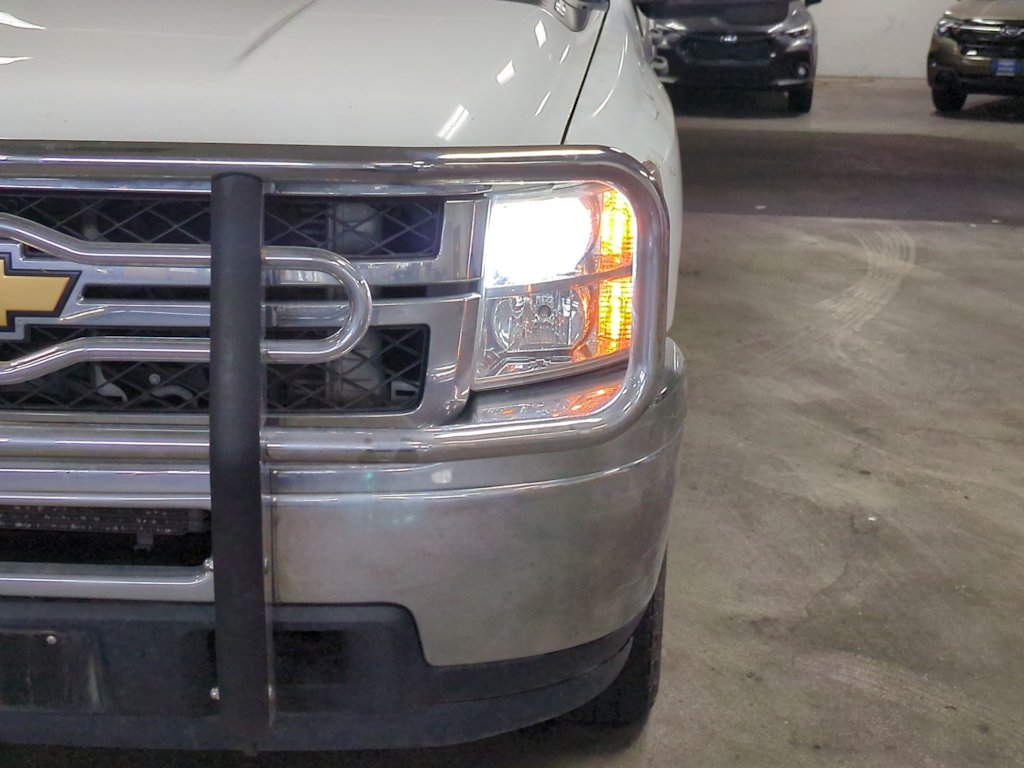 Thumbnail: 2013 Chevrolet Silverado 2500 - 23