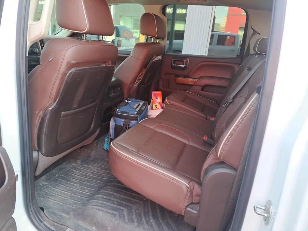 Thumbnail: 2015 Chevrolet Silverado 2500 - 4
