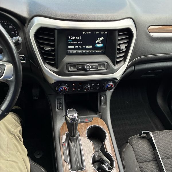 Thumbnail: 2019 GMC Acadia - 10