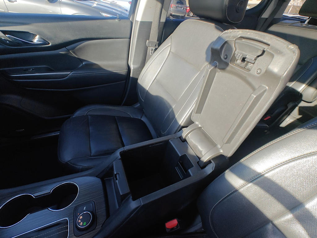 Thumbnail: 2018 GMC Acadia - 36