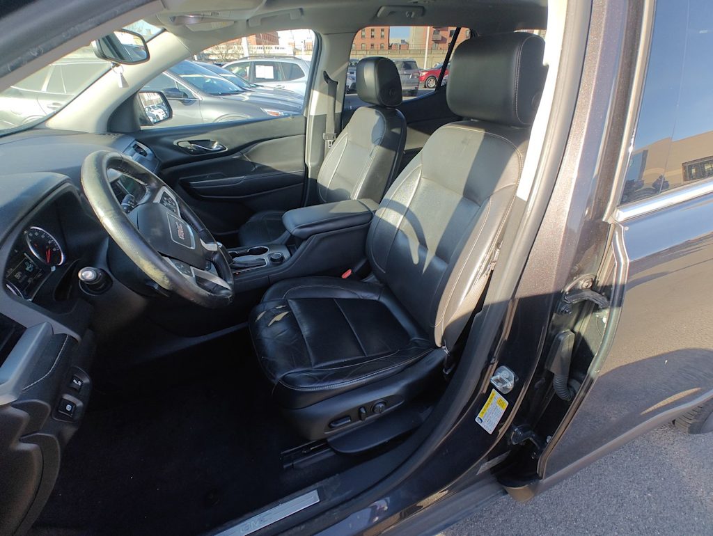 Thumbnail: 2018 GMC Acadia - 11