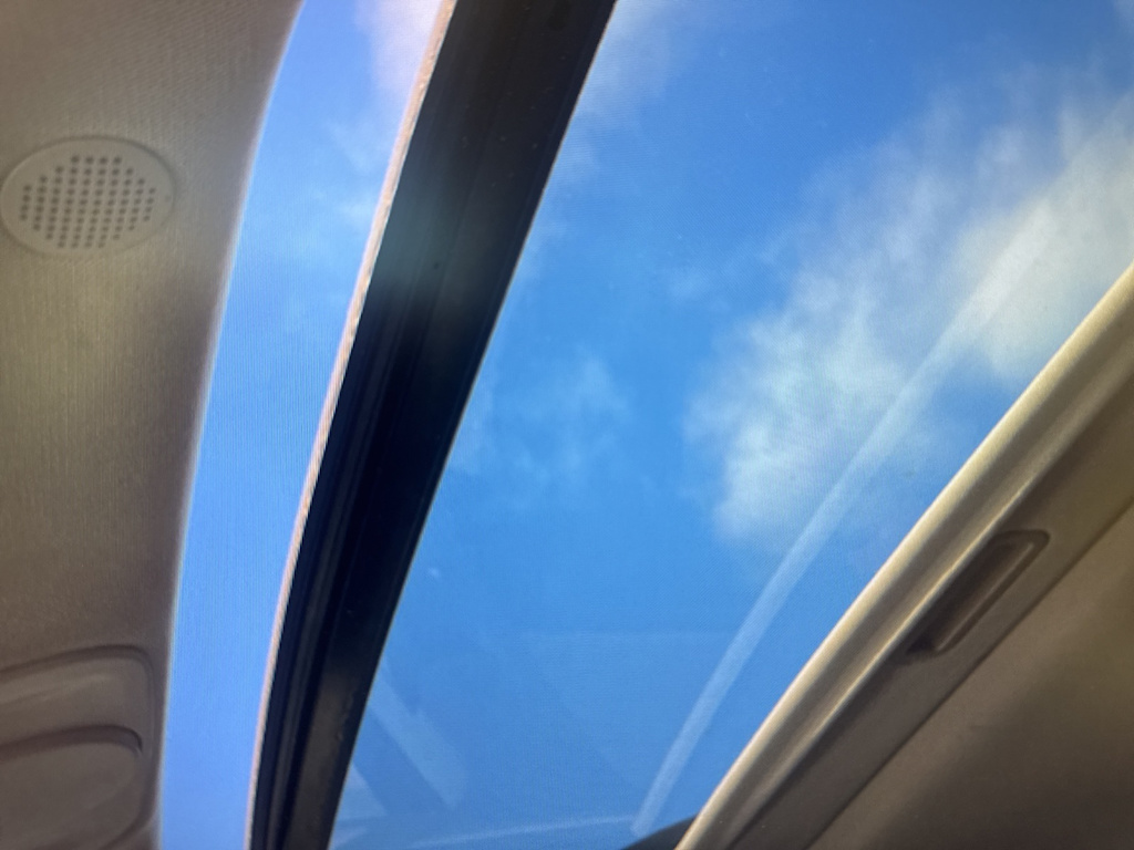 Thumbnail: 2015 Chevrolet Equinox - 19