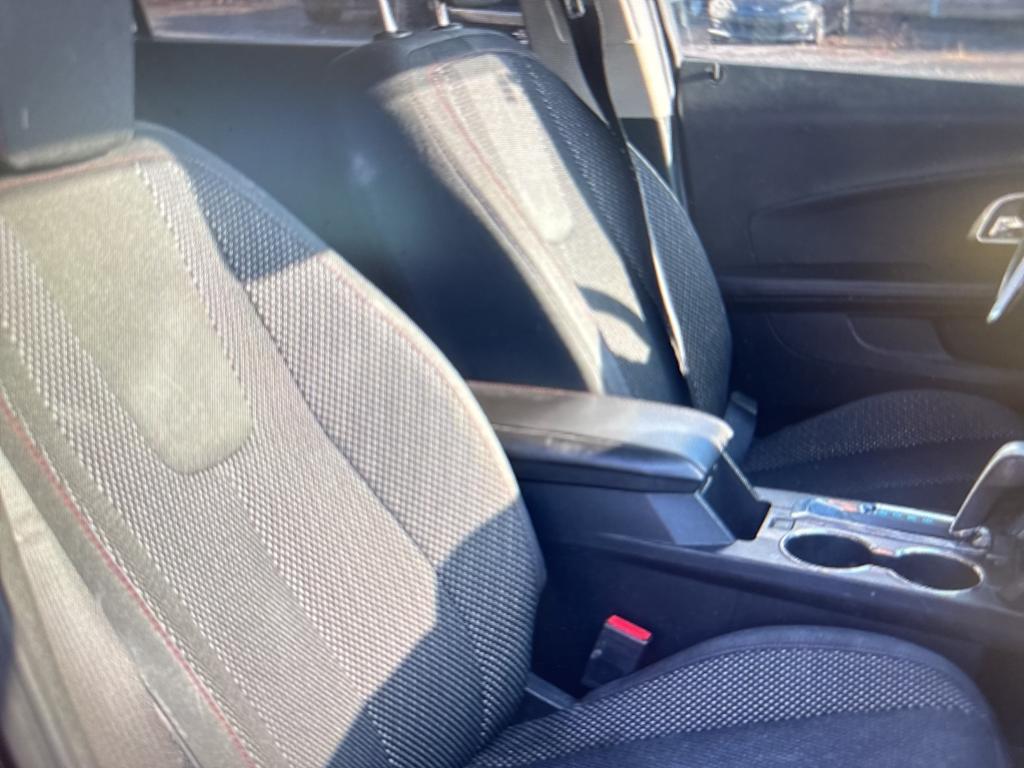 Thumbnail: 2015 Chevrolet Equinox - 9