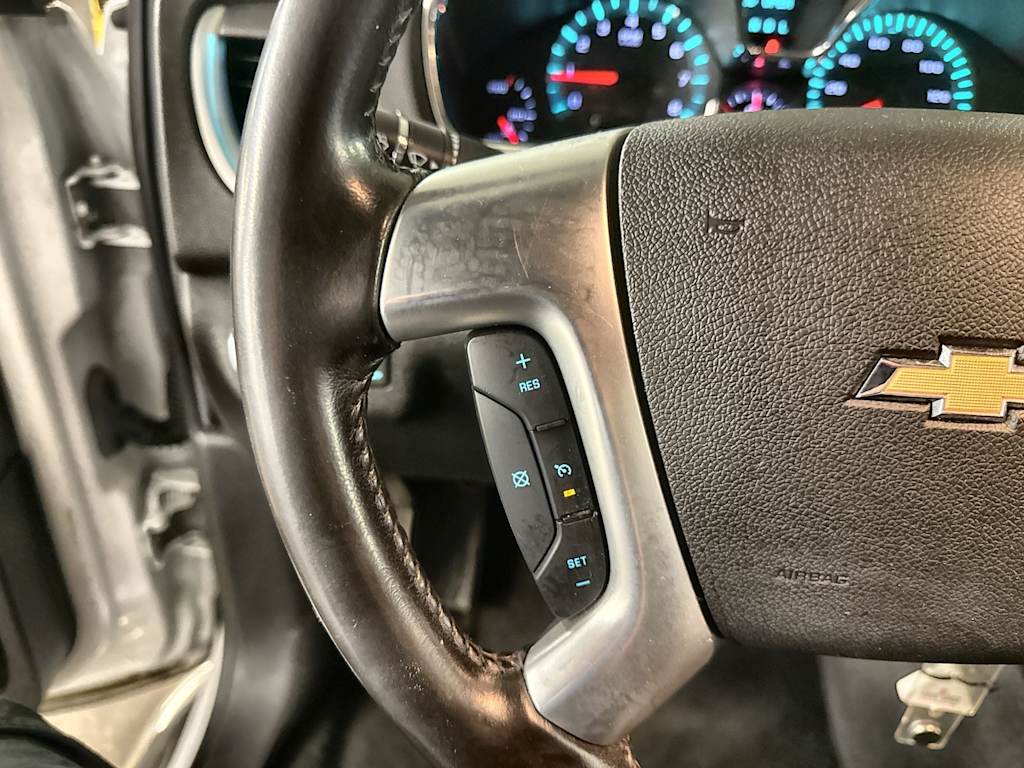 Thumbnail: 2017 Chevrolet Traverse - 26