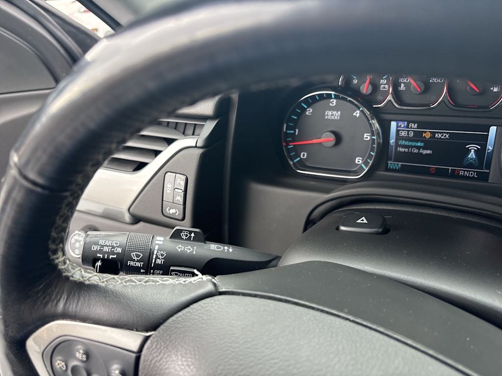 Thumbnail: 2018 Chevrolet Tahoe - 33
