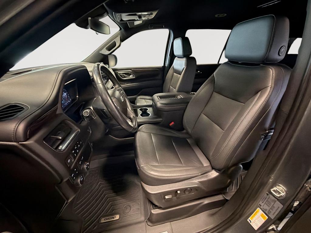 Thumbnail: 2022 Chevrolet Suburban - 10