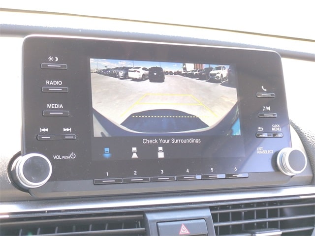 2020 Honda Accord LX 32