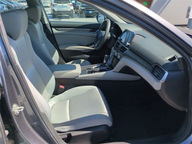 2020 Honda Accord LX 12