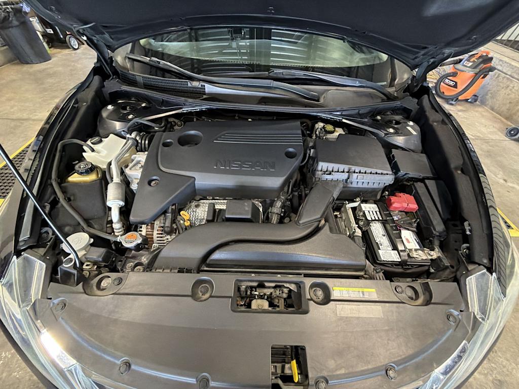 Thumbnail: 2017 Nissan Altima - 7