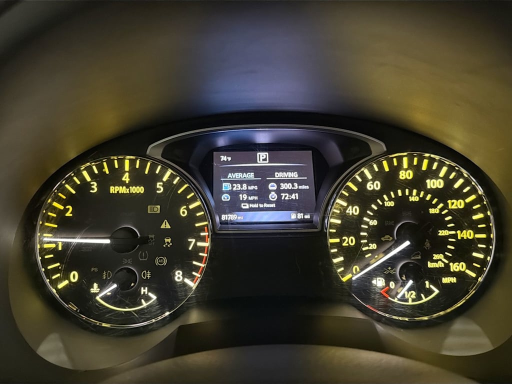 Thumbnail: 2017 Nissan Altima - 14