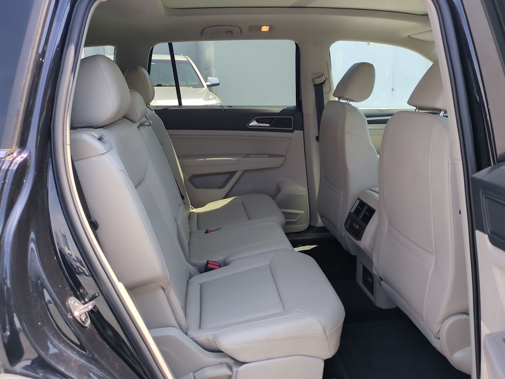 Thumbnail: 2018 Volkswagen Atlas - 28