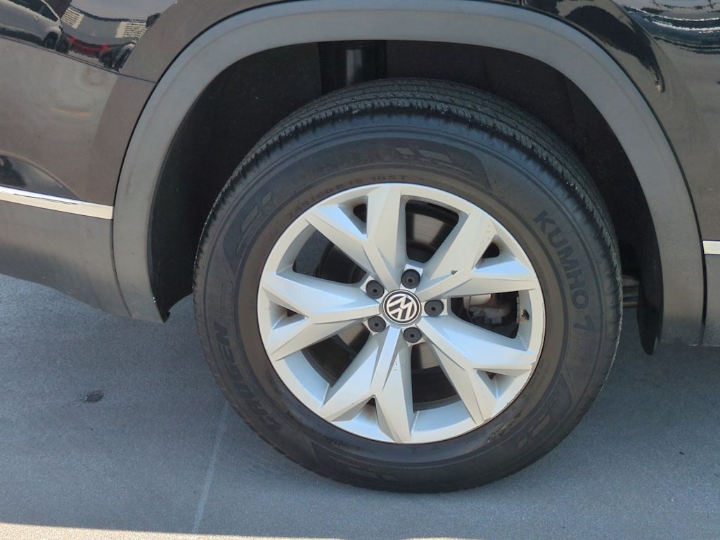 Thumbnail: 2018 Volkswagen Atlas - 8