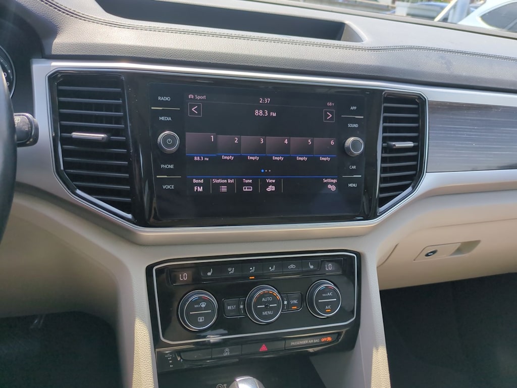 Thumbnail: 2018 Volkswagen Atlas - 15