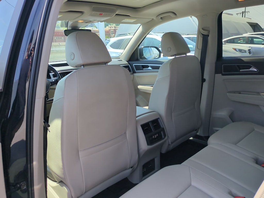 Thumbnail: 2018 Volkswagen Atlas - 13