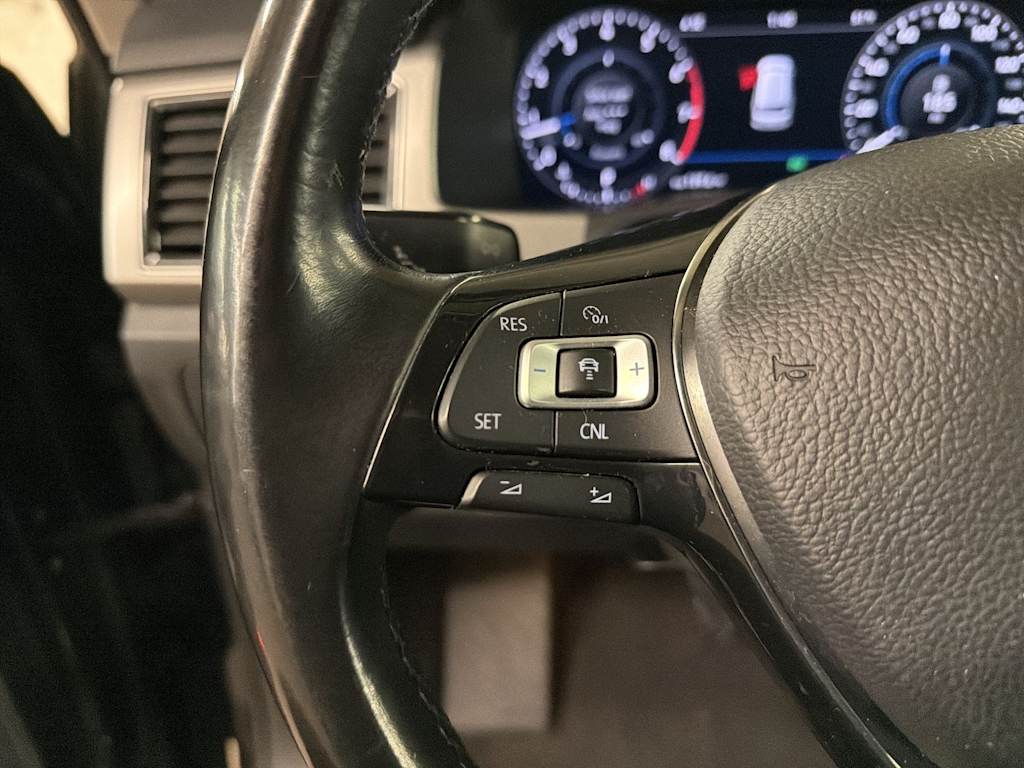 Thumbnail: 2018 Volkswagen Atlas - 29